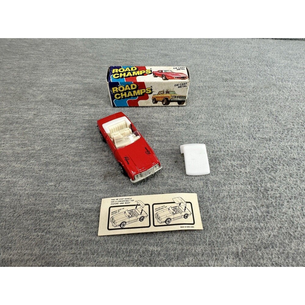 ROAD CHAMPS 1984 Die Cast Red #37 Riviera Convertible Car T5